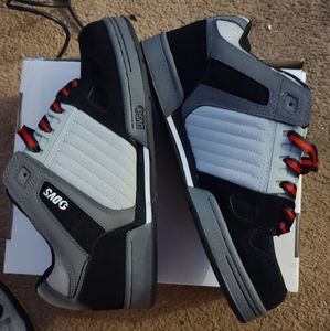 Dvs Celsius black grey charcoal skate shoes men's 7.5